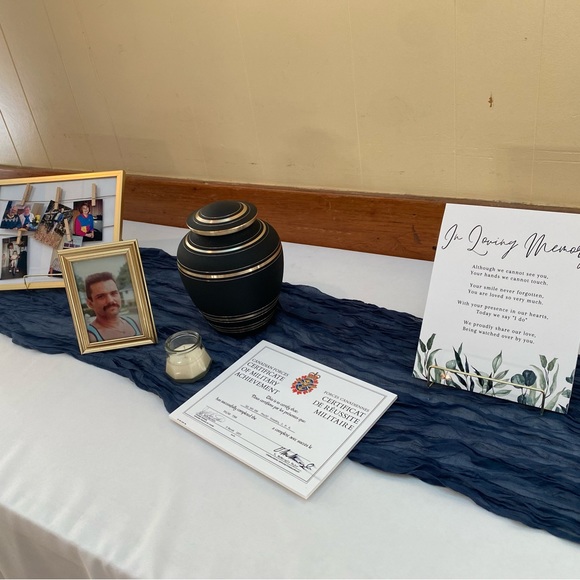 Lot of 15 Navy blue crumple table runners - Picture 4 of 4